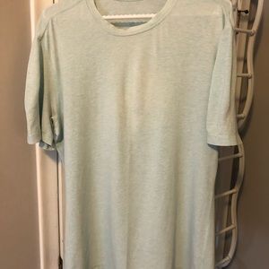 Lululemon t-shirt
